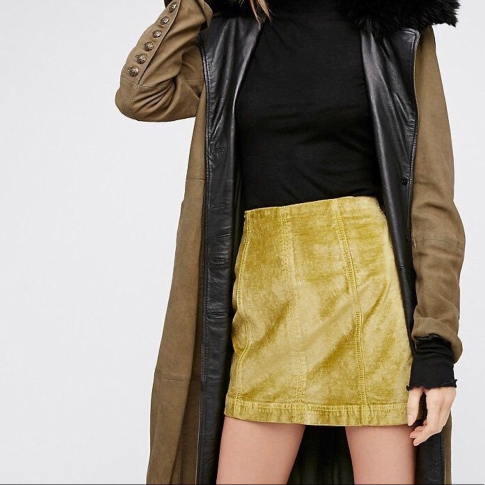 Free People Modern Femme Velvet Mini Skirt sz 6